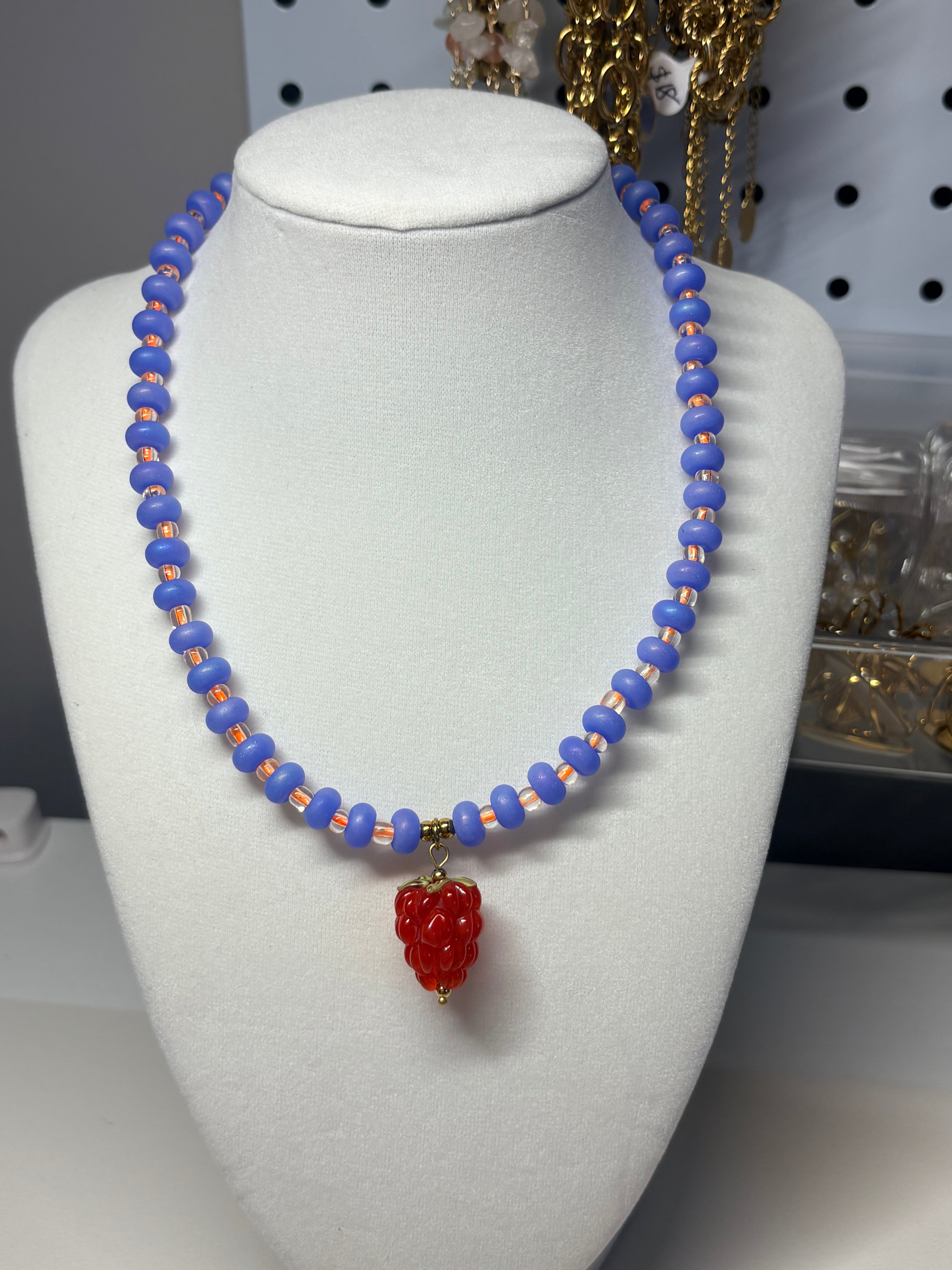 Bead Necklace w Charm