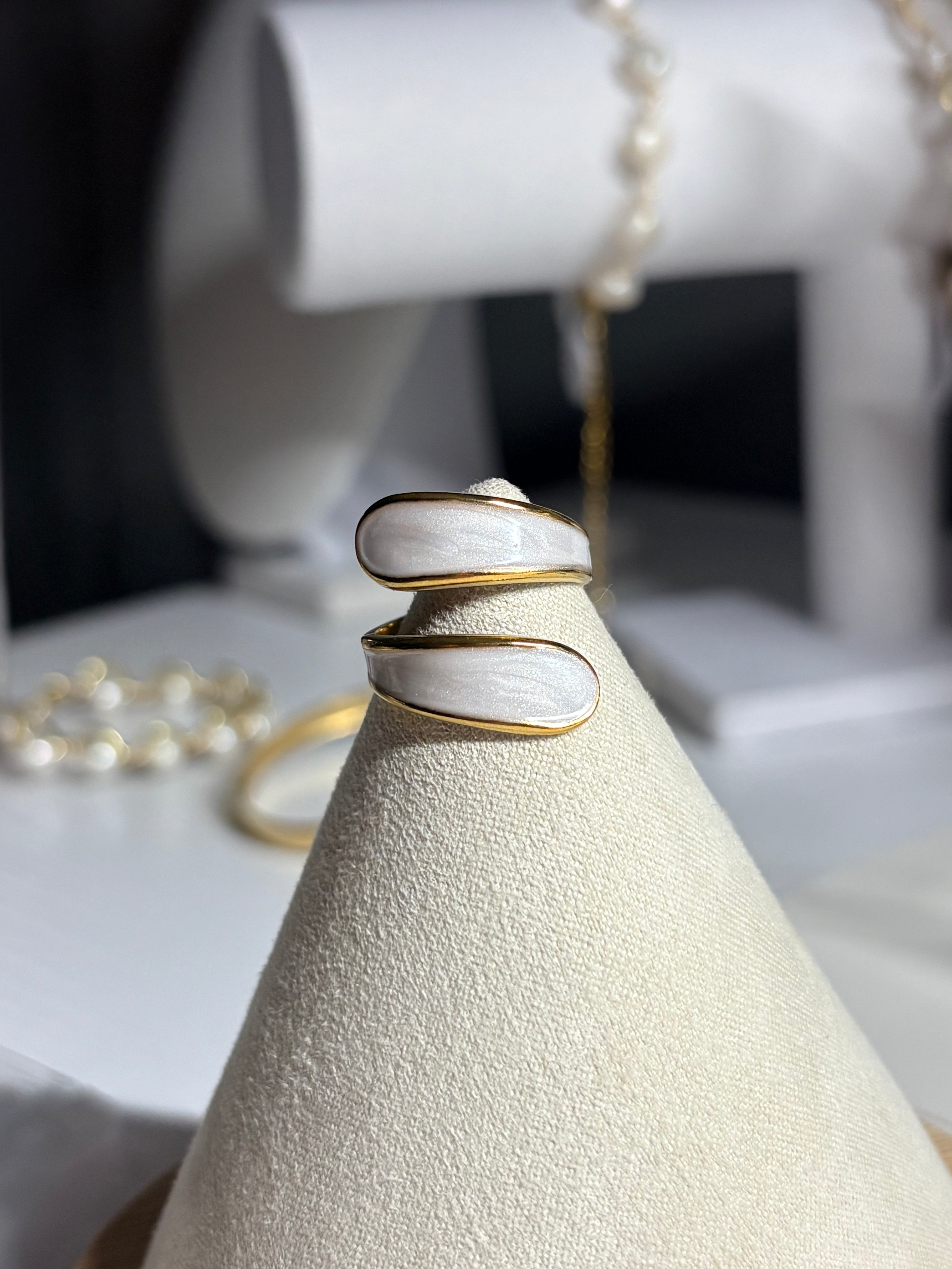 Pearl Wave Ring