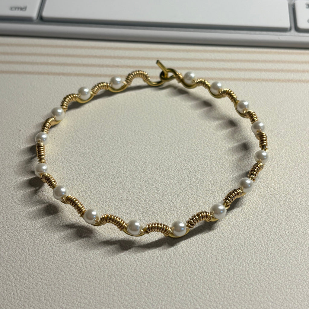 Luna Cuff