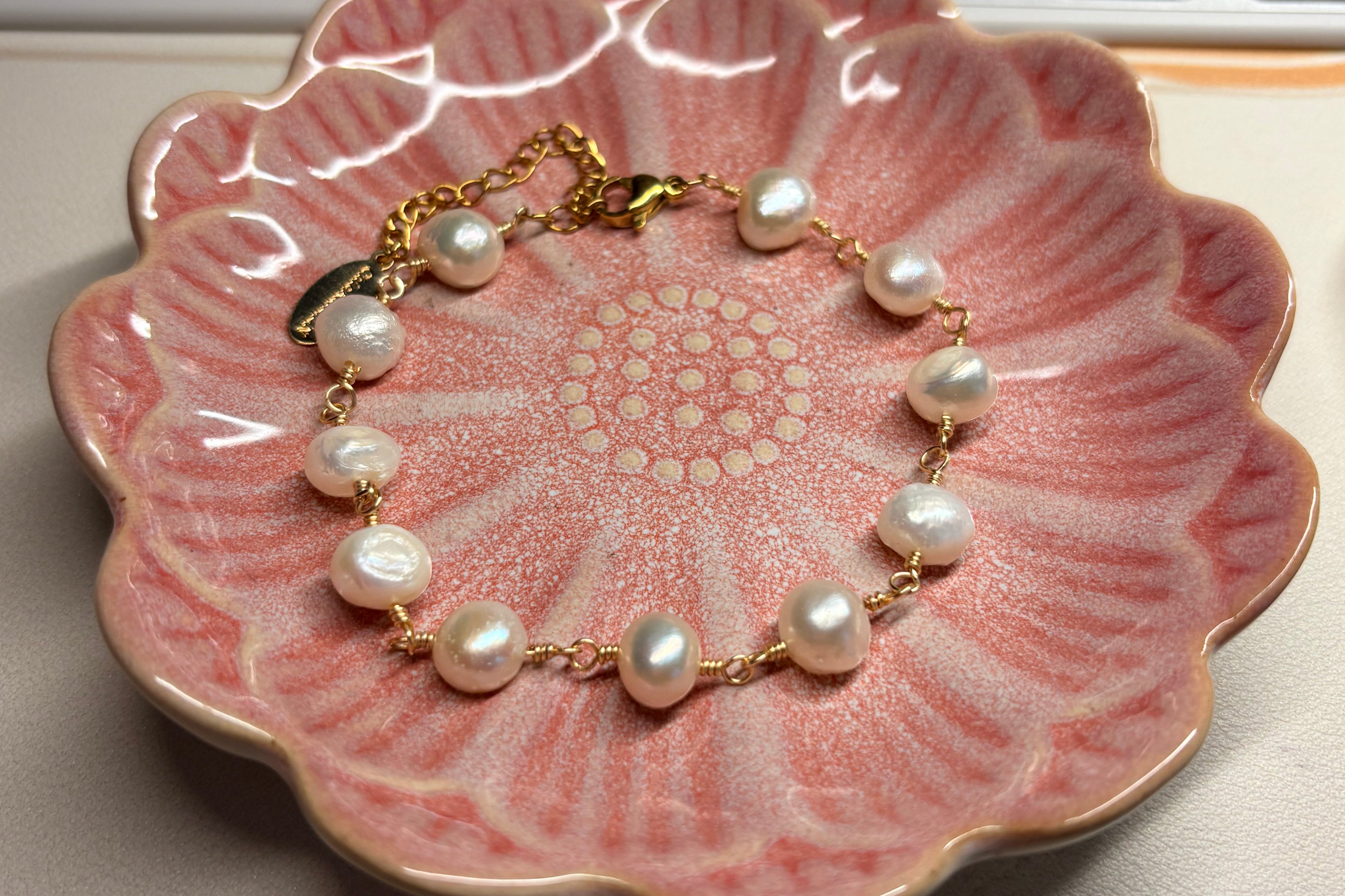 Costal Pearl Bracelet