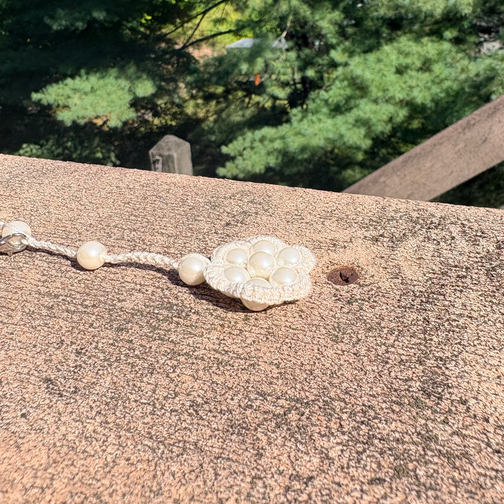 Pearl Bloom Crochet Necklace