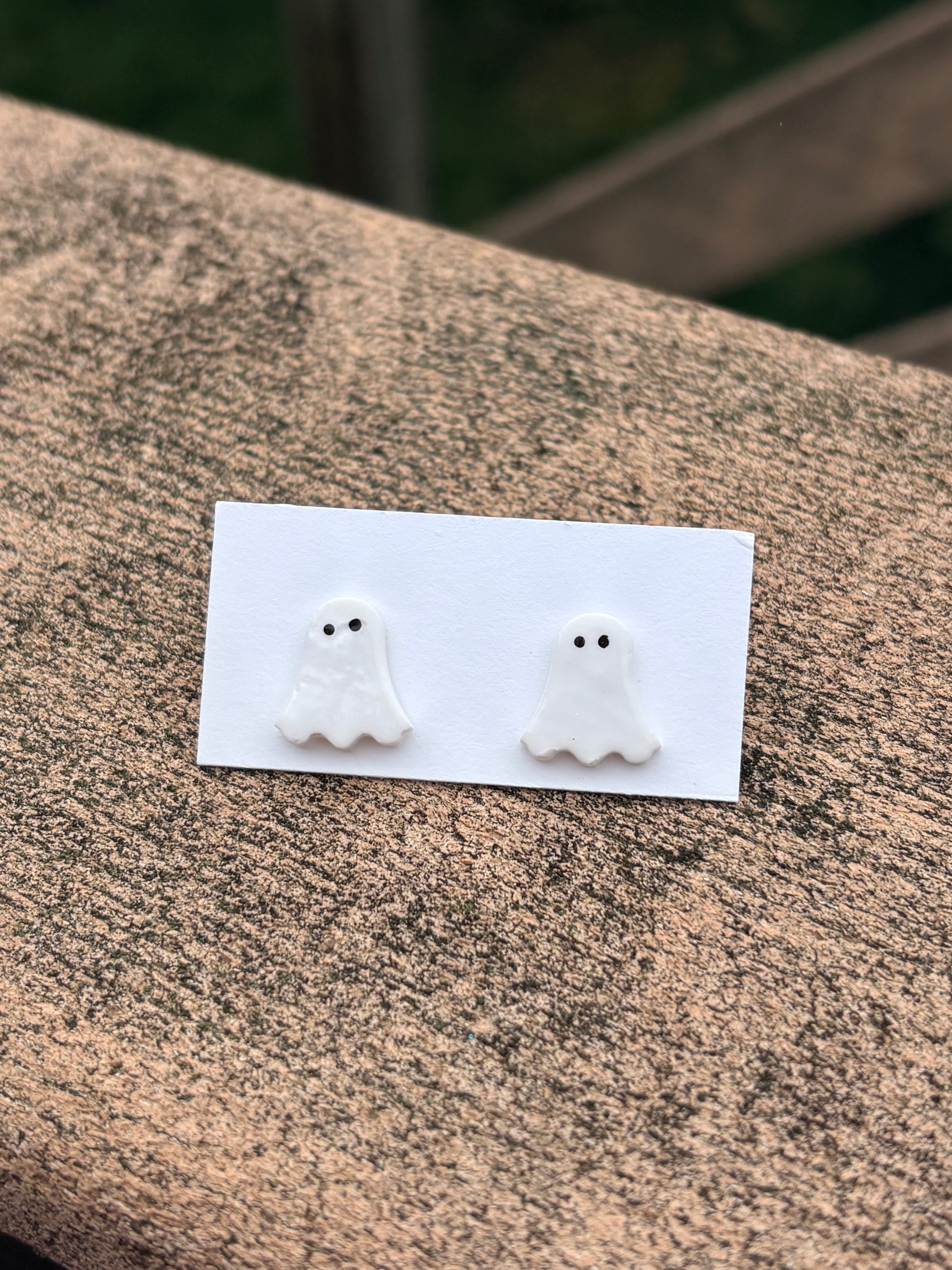 Ghost studs